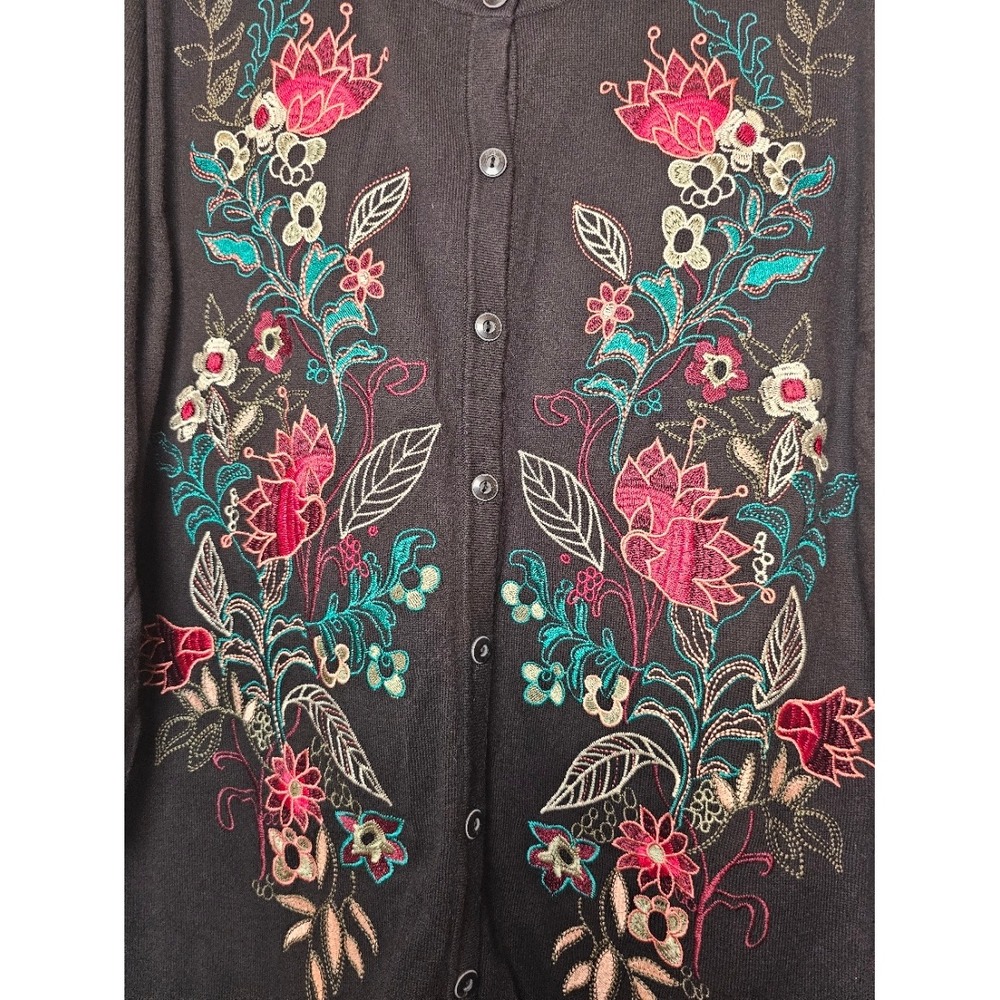 CJ Banks Black Floral Embroidered Button Front Cardigan Sweater 1X NWT - Picture 2 of 9